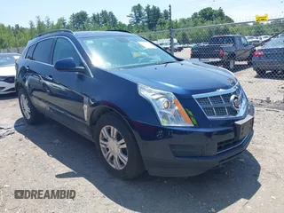 2010 Cadillac SRX z VIN 3GYFNGEY0AS559121, wystawiony jako IAAI lot #42469533 z przebiegiem 146 123 mil mil oraz . Historia ofert i sprzedaży dostępna na DreamBid. Obrazek 1.