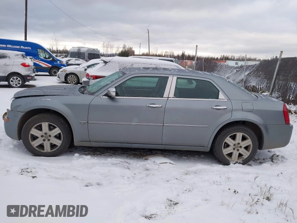 2006 Chrysler 300 C with VIN 2C3KK63H66H382504, listed as a IAAI auction lot 40599570 with 161,754 mi miles. Bid and sale history available at carsss.com. Image 14.