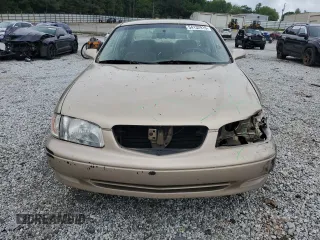 2001 Mazda 626 LX z VIN 1YVGF22C715202574, wystawiony jako Copart lot #54132915 z przebiegiem 237 041 mil mil oraz Szkody całkowita. Historia ofert i sprzedaży dostępna na DreamBid. Obrazek 5.
