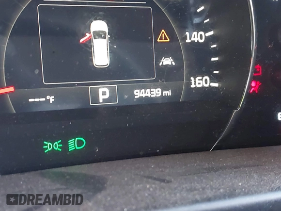 2018 Kia Sorento LX with VIN 5XYPG4A31JG415818, listed as a IAAI auction lot 41794227 with 94,439 mi miles. Bid and sale history available at carsss.com. Image 15.