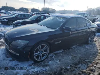 2010 BMW 7 Series 750i xDrive z VIN WBAKC6C50ACL67603, wystawiony jako Copart lot #83044454 z przebiegiem 108 419 mil mil oraz Czysty tytuł • Clean title. Historia ofert i sprzedaży dostępna na DreamBid. Obrazek 1.