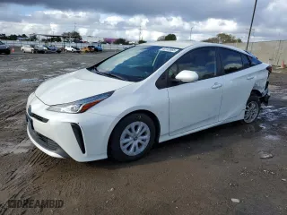 2019 Toyota Prius L Eco with VIN JTDKARFU5K3070924, listed as a Copart auction lot 48743965 with 111,916 mi miles and Salvage Title. Bid and sale history available at carsss.com. Image 1.