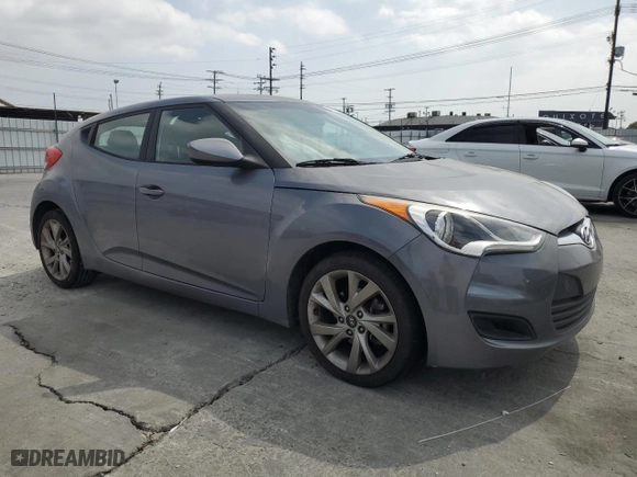 2016 Hyundai Veloster with VIN KMHTC6AD5GU285088, listed as a Copart auction lot 54595305 with 115,885 mi miles and Clean Title. Bid and sale history available at carsss.com. Image 4.