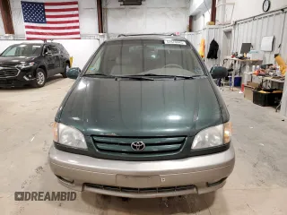 2002 Toyota Sienna LE with VIN 4T3ZF13C62U474230, listed as a Copart auction lot 52870445 with 191,887 mi miles and Non Repairable. Bid and sale history available at carsss.com. Image 5.