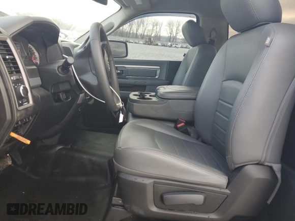 2018 Ram 1500 Tradesman с VIN 3C6JR7AG6JG196075, выставлен на аукционе Copart как лот 82957264 с пробегом 62 677 миль миль и Списание • Salvage title. История ставок и продаж доступна на DreamBid. Изображение 7.