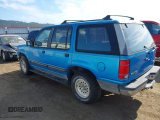 1992 Ford Explorer Eddie Bauer z VIN 1FMDU34X5NUB84863, wystawiony jako IAAI lot #42449670 z przebiegiem 22 566 mil mil oraz . Historia ofert i sprzedaży dostępna na DreamBid. Obrazek 3.
