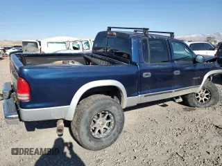 2002 Dodge Dakota SLT with VIN 1B7HG48N22S646167, listed as a Copart auction lot 42716735 with 184,598 mi miles and Salvage Title. Bid and sale history available at carsss.com. Image 3.