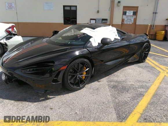 2018 McLaren 720S z VIN SBM14DCA9JW001142, wystawiony jako IAAI lot #42117797 z przebiegiem 15 654 mil mil oraz . Historia ofert i sprzedaży dostępna na DreamBid. Obrazek 2.