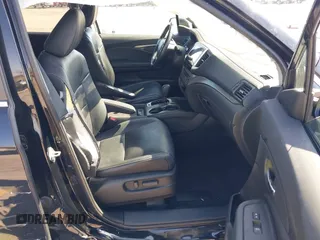 2017 Honda Pilot EX-L with VIN 5FNYF6H54HB024349, listed as a IAAI auction lot 42082517 with 108,000 mi miles and . Bid and sale history available at DreamBid. Image 5.