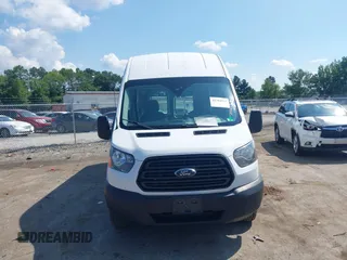 2019 Ford Transit с VIN 1FTYR3XM9KKA40085, выставлен на аукционе IAAI как лот 42704912 с пробегом 202 983 миль миль и . История ставок и продаж доступна на DreamBid. Изображение 12.