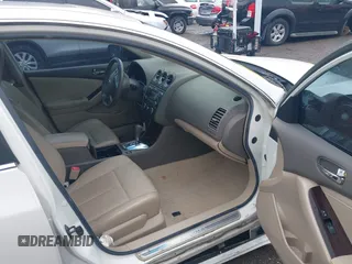 2010 Nissan Altima S with VIN 1N4AL2AP2AC175150, listed as a IAAI auction lot 42106296 with 156,180 mi miles and . Bid and sale history available at DreamBid. Image 5.