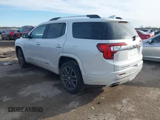 2020 GMC Acadia Denali with VIN 1GKKNXLS8LZ121704, listed as a IAAI auction lot 41665662 with 69,937 mi miles. Bid and sale history available at carsss.com. Image 3.