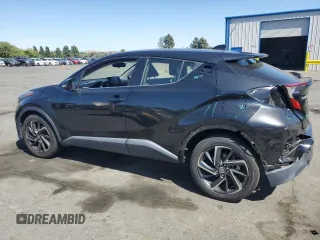 2020 Toyota C-HR LE z VIN JTNKHMBXXL1068125, wystawiony jako Copart lot #58858865 z przebiegiem 43 805 mil mil oraz Szkoda całkowita • Salvage title. Historia ofert i sprzedaży dostępna na DreamBid. Obrazek 2.
