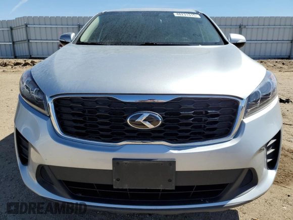 2019 Kia Sorento LX with VIN 5XYPG4A30KG449573, listed as a Copart auction lot 48231315 with 83,287 mi miles and Salvage Title. Bid and sale history available at carsss.com. Image 5.