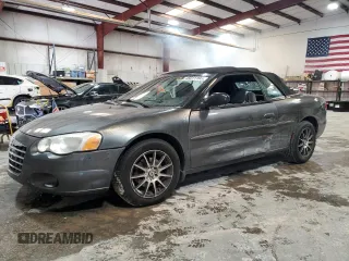 2005 Chrysler Sebring Touring with VIN 1C3EL55R15N677090, listed as a Copart auction lot 45011195 with 188,001 mi miles and Salvage Title. Bid and sale history available at DreamBid. Image 1.