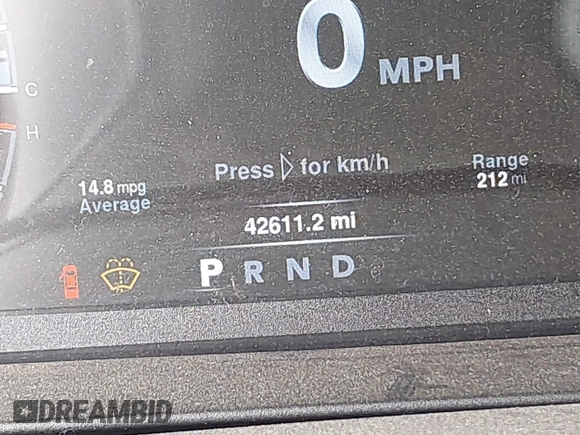 2020 Ram 1500 Tradesman z VIN 1C6RR6FT7LS146154, wystawiony jako IAAI lot #42040792 z przebiegiem 42 611 mil mil oraz . Historia ofert i sprzedaży dostępna na DreamBid. Obrazek 15.