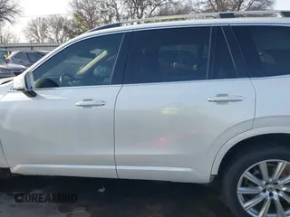 2016 Volvo XC90 Momentum with VIN YV4102XK4G1059299, listed as a IAAI auction lot 41749794 with 76,439 mi miles and . Bid and sale history available at DreamBid. Image 15.