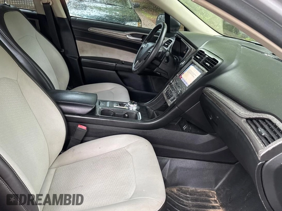 2019 Ford Fusion SE with VIN 3FA6P0HD3KR193220, listed as a Copart auction lot 56783795 with 112,949 mi miles and Clean Title. Bid and sale history available at DreamBid. Image 5.