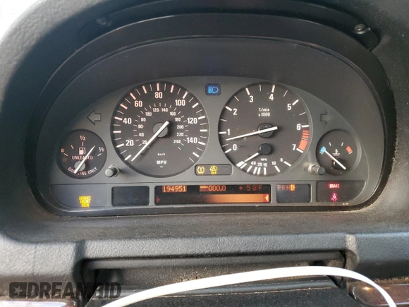 2005 BMW X5 3.0i with VIN 5UXFA13535LY17925, listed as a Copart auction lot 83098944 with 194,951 mi miles and Salvage Title. Bid and sale history available at carsss.com. Image 9.