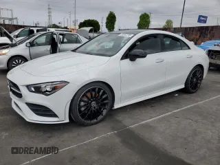 2023 Mercedes-Benz CLA 250 z VIN W1K5J4GB3PN385204, wystawiony jako Copart lot #53392295 z przebiegiem Nie podano mil oraz Szkoda całkowita • Salvage title. Historia ofert i sprzedaży dostępna na DreamBid. Obrazek 1.
