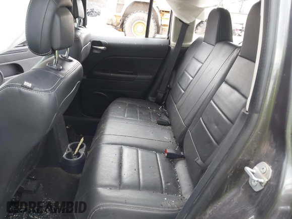 2017 Jeep Patriot High Altitude with VIN 1C4NJRFB8HD109679, listed as a IAAI auction lot 41953709 with 110,891 mi miles. Bid and sale history available at carsss.com. Image 8.