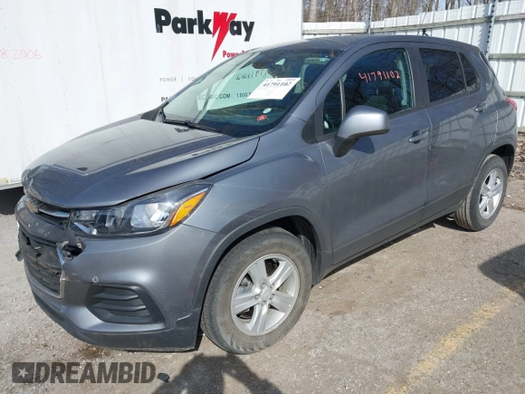 2020 Chevrolet Trax LS with VIN 3GNCJKSB2LL323579, listed as a IAAI auction lot 41791102 with 25,871 mi miles. Bid and sale history available at carsss.com. Image 17.