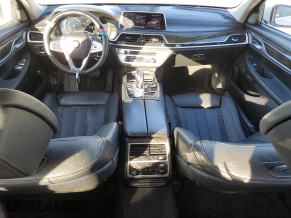 2017 BMW 7 Series 740i with VIN WBA7E2C32HG740649, listed as a Copart auction lot 45593145 with 122,793 mi miles and Salvage Title. Bid and sale history available at carsss.com. Image 8.