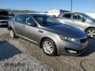 2013 Kia Optima LX z VIN 5XXGM4A76DG244326, wystawiony jako Copart lot #48129005 z przebiegiem 102 501 mil mil oraz Nie do naprawy • Non repairable. Historia ofert i sprzedaży dostępna na DreamBid. Obrazek 4.