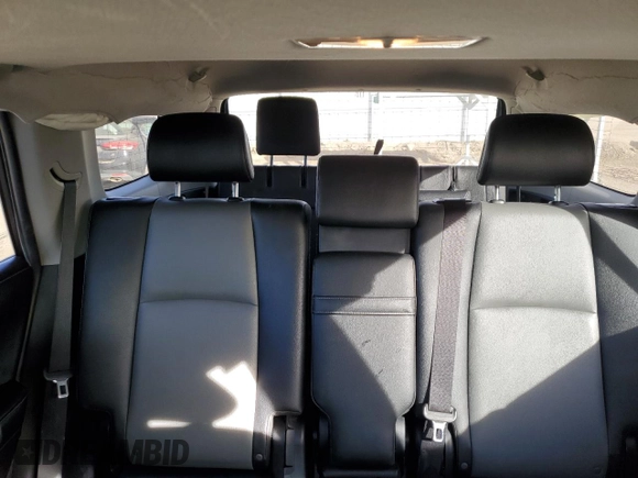 2014 Toyota 4Runner Limited with VIN JTEBU5JR2E5196830, listed as a Copart auction lot 41996595 with 170,755 mi miles and Salvage Title. Bid and sale history available at DreamBid. Image 10.