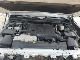 2022 Toyota Tundra SR5 with VIN 5TFLA5DA5NX031981, listed as a Copart auction lot 58728245 with 49,022 mi miles and Salvage title. Bid and sale history available at DreamBid. Image 11.