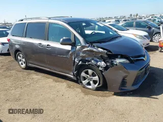 2019 Toyota Sienna LE Auto Access Seat with VIN 5TDKZ3DC5KS999199, listed as a IAAI auction lot 41646712 with 119,801 mi miles and . Bid and sale history available at DreamBid. Image 1.