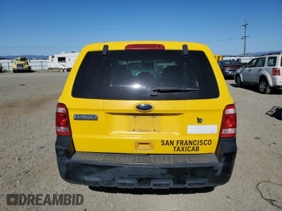 2010 Ford Escape Hybrid with VIN 1FMCU4K3XAKB42955, listed as a Copart auction lot 57533165 with 389,929 mi miles and Clean title. Bid and sale history available at DreamBid. Image 6.