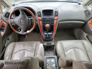 2002 Lexus RX 300 z VIN JTJHF10U720257988, wystawiony jako Copart lot #49228985 z przebiegiem Nie podano mil oraz Nie do naprawy • Non repairable. Historia ofert i sprzedaży dostępna na DreamBid. Obrazek 8.