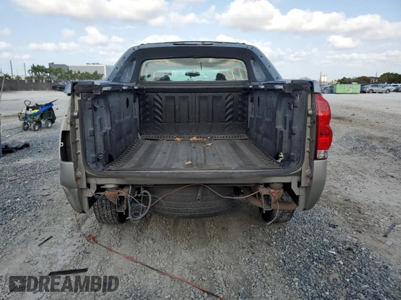 2005 Chevrolet Avalanche LS with VIN 3GNEC12Z55G202356, listed as a Copart auction lot 52032015 with 245,490 mi miles and Salvage title. Bid and sale history available at DreamBid. Image 6.