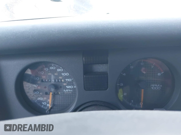 1991 Pontiac Firebird с VIN 1G2FS23T5ML227621, выставлен на аукционе IAAI как лот 42529558 с пробегом 111 405 миль миль и . История ставок и продаж доступна на DreamBid. Изображение 7.