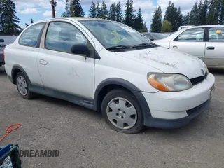 2002 Toyota ECHO with VIN JTDAT123820253353, listed as a IAAI auction lot 42032678 with 63,832 mi miles. Bid and sale history available at carsss.com. Image 1.