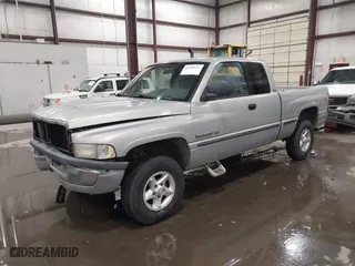 1999 Dodge Ram 1500 with VIN 1B7HF13Z1XJ547042, listed as a IAAI auction lot 41480882 with 101,270 mi miles. Bid and sale history available at carsss.com. Image 18.