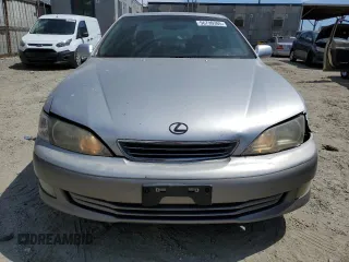 2000 Lexus ES 300 with VIN JT8BF28G9Y5100812, listed as a Copart auction lot 56790365 with 161,518 mi miles and Salvage title. Bid and sale history available at DreamBid. Image 5.