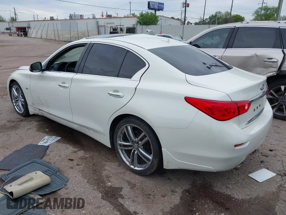 2017 Infiniti Q50 3.0t Premium with VIN JN1EV7AP9HM732825, listed as a IAAI auction lot 41908792 with 102,661 mi miles. Bid and sale history available at carsss.com. Image 3.