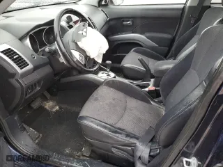 2010 Mitsubishi Outlander SE with VIN JA4AS3AW3AZ009561, listed as a Copart auction lot 47609525 with 112,961 mi miles and Salvage Title. Bid and sale history available at carsss.com. Image 7.