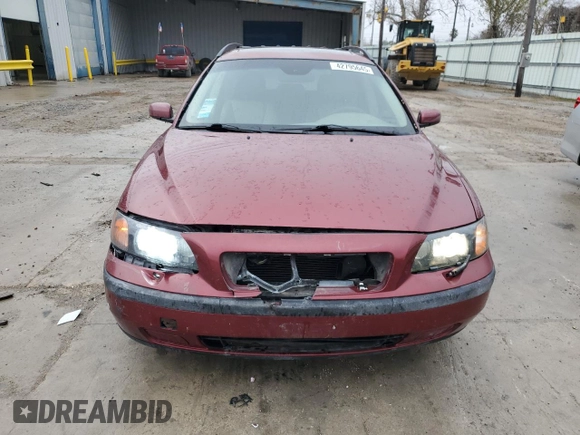 2004 Volvo V70 with VIN YV1SW59V642416626, listed as a Copart auction lot 42795645 with 231,943 mi miles and Salvage Title. Bid and sale history available at carsss.com. Image 5.