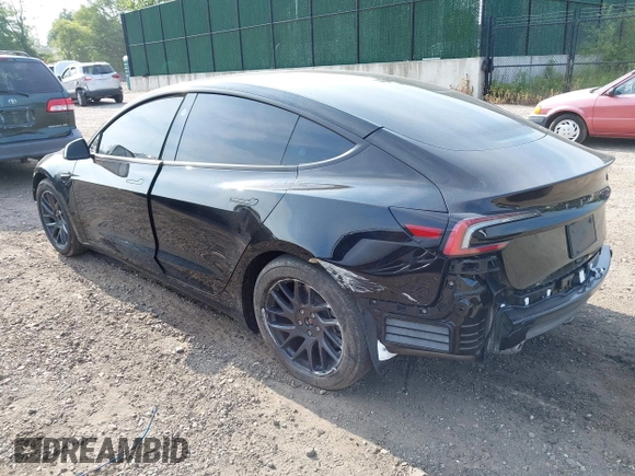 2025 Tesla Model 3 Long Range с VIN 5YJ3E1EA4SF914780, выставлен на аукционе IAAI как лот 42375738 с пробегом 6 232 миль миль и . История ставок и продаж доступна на DreamBid. Изображение 3.