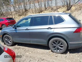 2022 Volkswagen Tiguan SE with VIN 3VV2B7AXXNM019538, listed as a IAAI auction lot 42109211 with 30,576 mi miles and . Bid and sale history available at DreamBid. Image 14.