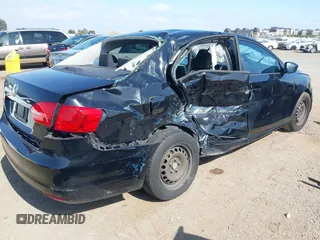 2014 Volkswagen Jetta S with VIN 3VW2K7AJ0EM389758, listed as a IAAI auction lot 42177916 with 155,160 mi miles and . Bid and sale history available at DreamBid. Image 4.