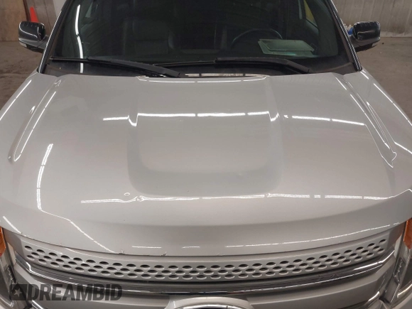 2014 Ford Explorer XLT z VIN 1FM5K8D8XEGA15680, wystawiony jako IAAI lot #42194829 z przebiegiem 179 946 mil mil oraz . Historia ofert i sprzedaży dostępna na DreamBid. Obrazek 6.