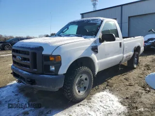 2008 Ford F-250 XL z VIN 1FTSF21R68EB94645, wystawiony jako Copart lot #85840584 z przebiegiem 115 182 mil mil oraz Czysty tytuł • Clean title. Historia ofert i sprzedaży dostępna na DreamBid. Obrazek 1.