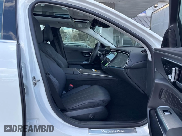 2025 Mercedes-Benz E 350 with VIN W1KLF4HB9SA111397, listed as a IAAI auction lot 41761722 with 50 mi miles and . Bid and sale history available at DreamBid. Image 5.