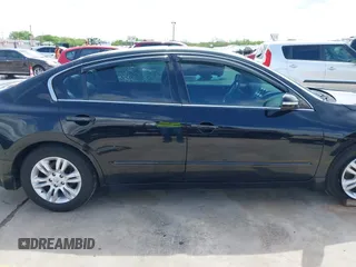 2011 Nissan Altima 2.5 S with VIN 1N4AL2APXBN435512, listed as a IAAI auction lot 41913622 with 199,646 mi miles. Bid and sale history available at carsss.com. Image 14.