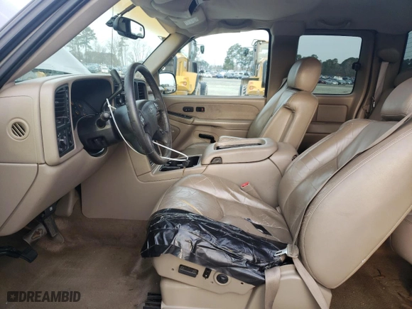 2003 Chevrolet Silverado 1500 LT with VIN 2GCEK19T731139795, listed as a Copart auction lot 49025065 with 230,619 mi miles and Salvage Title. Bid and sale history available at carsss.com. Image 7.