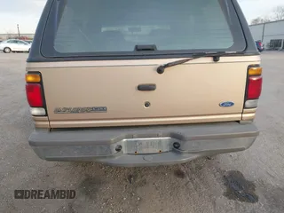 1996 Ford Explorer XL z VIN 1FMDU34X4TUD79706, wystawiony jako IAAI lot #41105853 z przebiegiem 152 175 mil mil oraz . Historia ofert i sprzedaży dostępna na DreamBid. Obrazek 14.